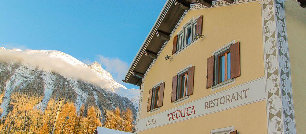 Hotel Veduta Cinuos-Chel Bagian luar foto