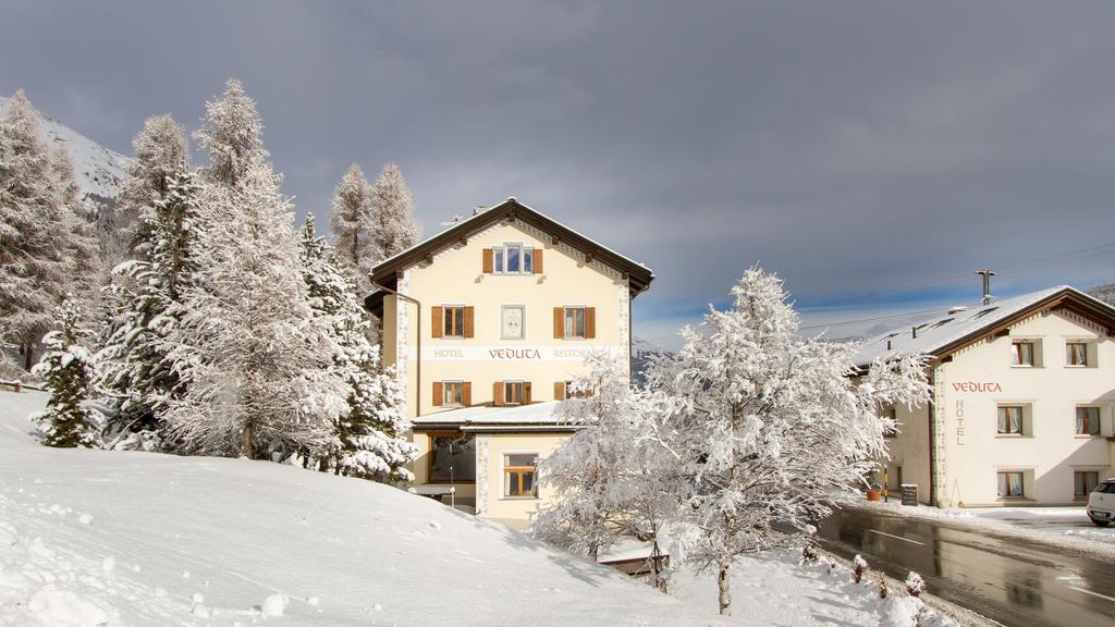 Hotel Veduta Cinuos-Chel Bagian luar foto