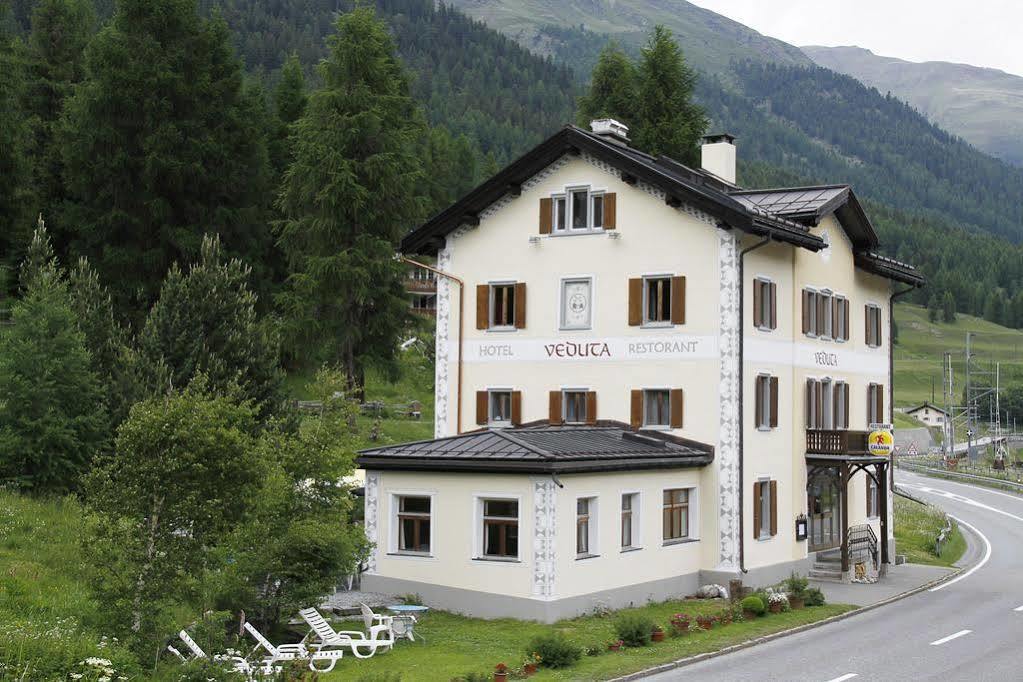 Hotel Veduta Cinuos-Chel Bagian luar foto